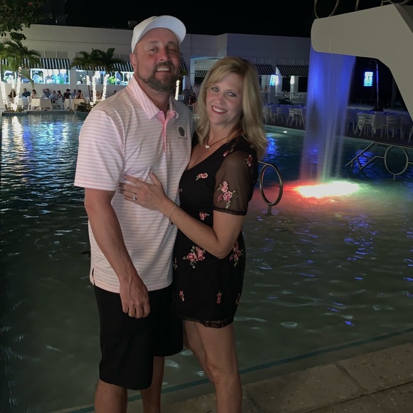 Meet your Posher, Maureen - Picture 2 of 2